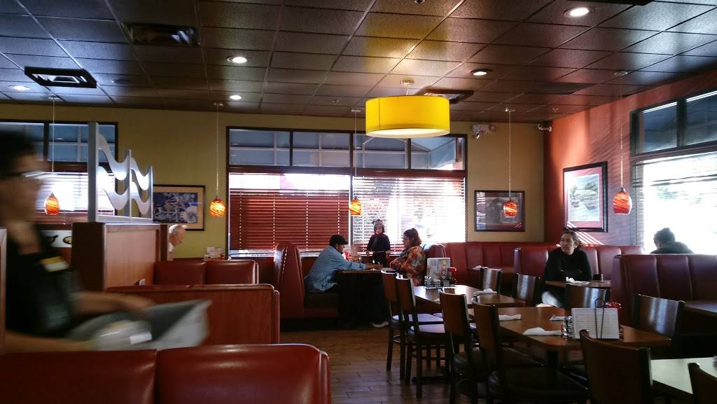 Dennys | restaurant | 4365 University Ave, San Diego, CA 92105, USA | 6192801121 OR +1 619-280-1121