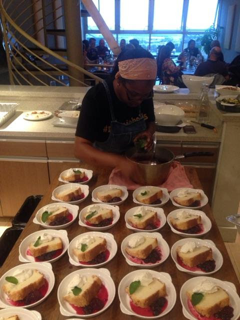 Minnie Bells Soul Movement | restaurant | 5959 Shellmound St Kiosk 15, Emeryville, CA 94608, USA | 5108797199 OR +1 510-879-7199