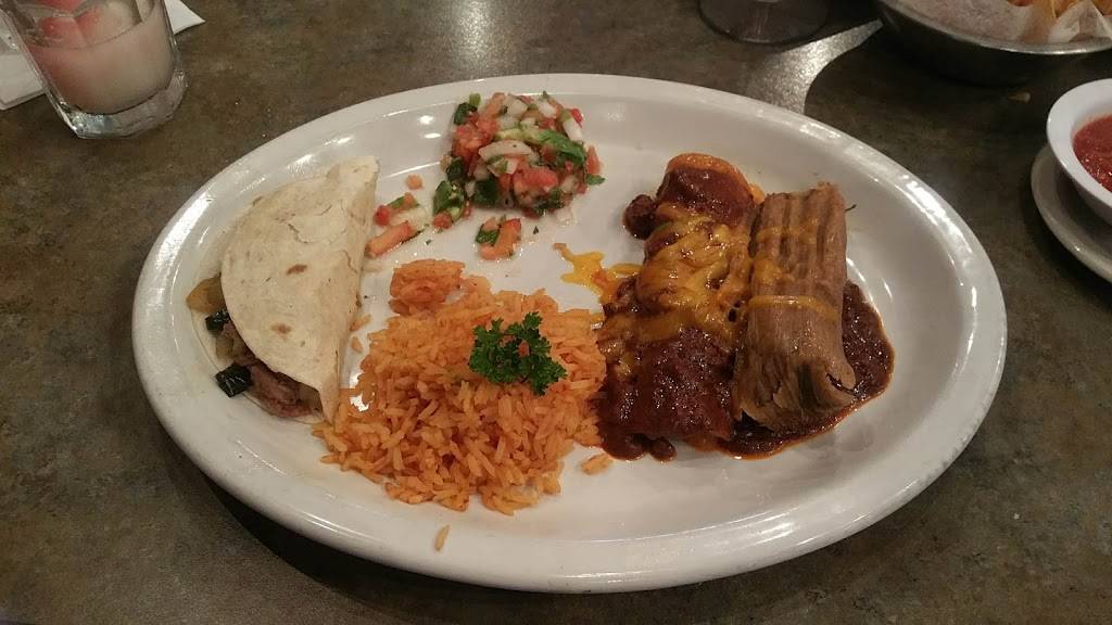 Cantina Laredo | restaurant | 530 Throckmorton St, Fort Worth, TX 76102, USA | 8178100773 OR +1 817-810-0773