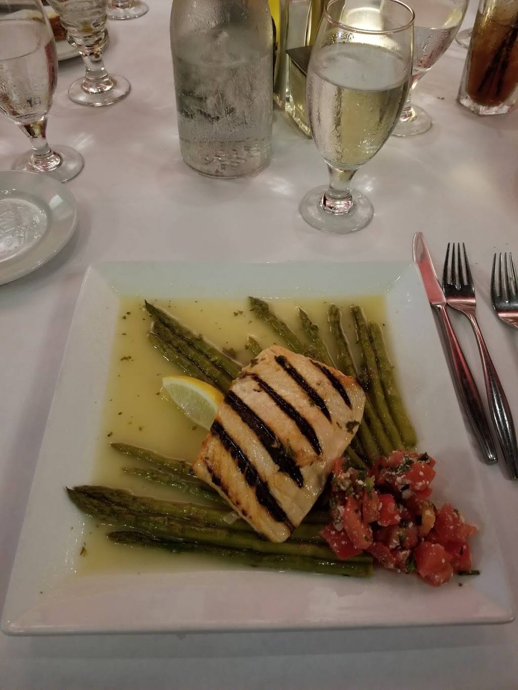 da Baffone Cucina Italiana | restaurant | 111 N Main St, Crystal Lake, IL 60014, USA | 8158936149 OR +1 815-893-6149