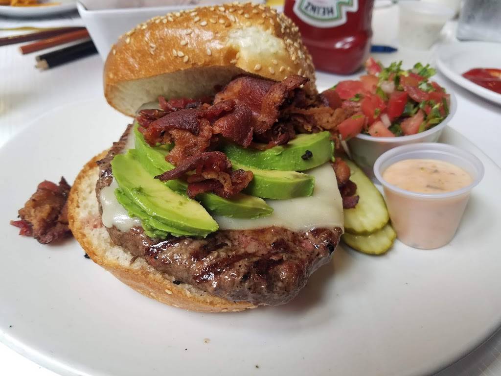 Barneys Gourmet Hamburgers | meal takeaway | 5819 College Ave, Oakland, CA 94618, USA | 5106010444 OR +1 510-601-0444