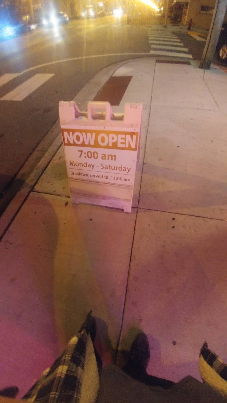 Newbes Sports Bar & Grill | restaurant | 7620 W Irving Park Rd, Norridge, IL 60706, USA | 7084567620 OR +1 708-456-7620