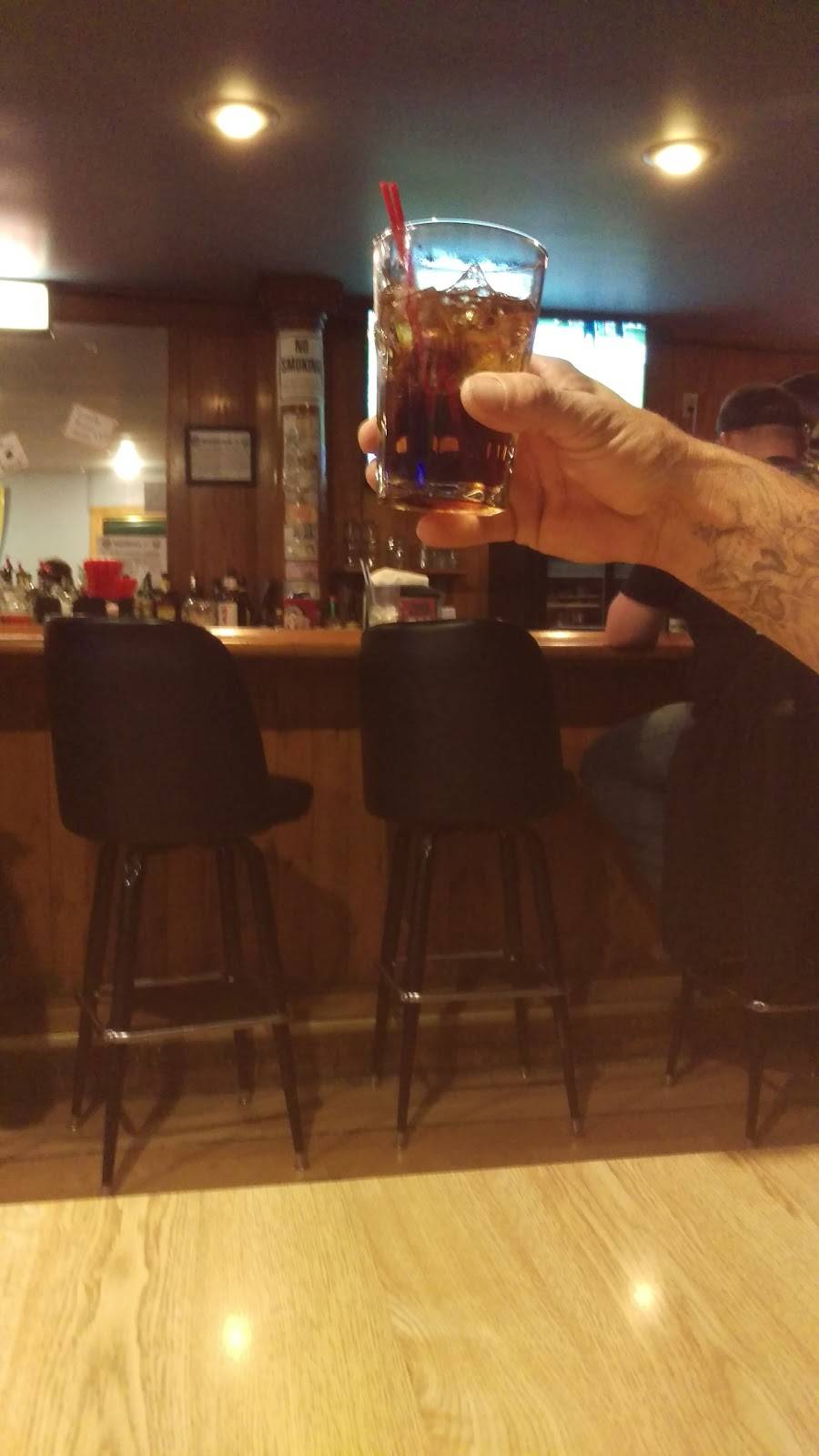 Pettibones Bar & Grill | restaurant | 306 S Marion St, Waldo, OH 43356, USA | 7407264016 OR +1 740-726-4016