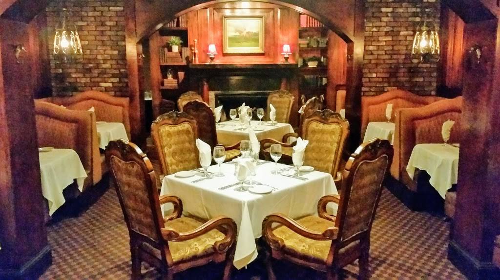 Thoroughbreds Restaurant | restaurant | 9706 N Kings Hwy, Myrtle Beach, SC 29572, USA | 8434972636 OR +1 843-497-2636