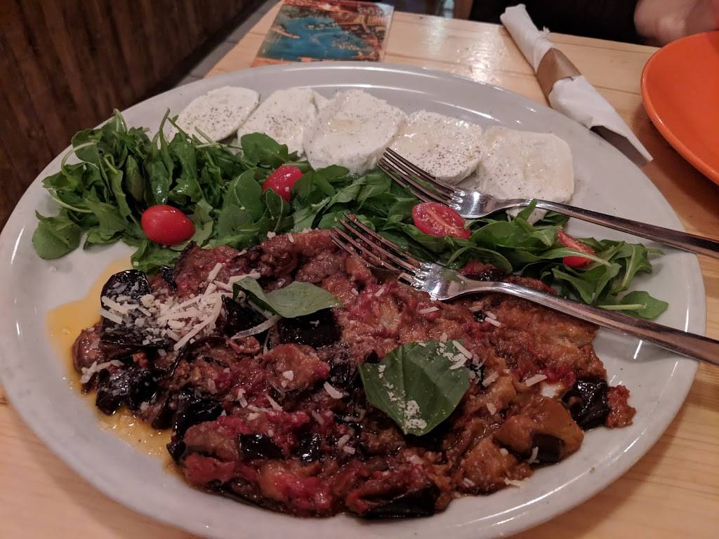 Naples Street Food | restaurant | 2531, 970 Hempstead Turnpike, Franklin Square, NY 11010, USA | 5166734630 OR +1 516-673-4630