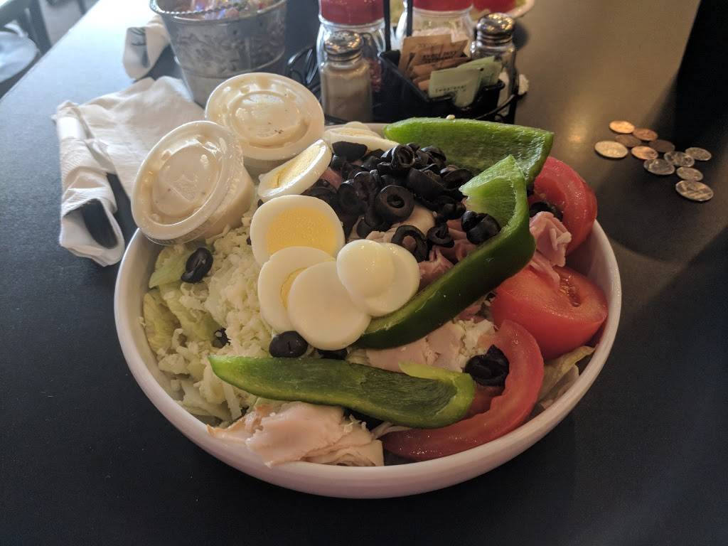 Stefaninas Pizzeria and Restaurant | restaurant | 1938 Zumbehl Rd, St Charles, MO 63303, USA | 6367247800 OR +1 636-724-7800