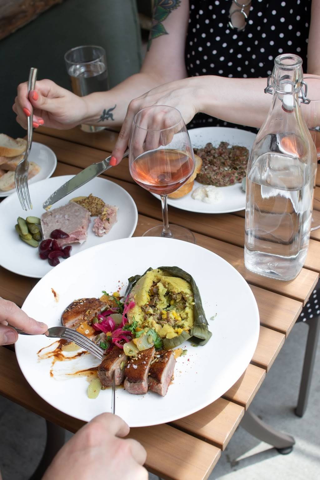 Season To Taste | restaurant | 2447 Massachusetts Ave, Cambridge, MA 02140, USA | 6179459535 OR +1 617-945-9535