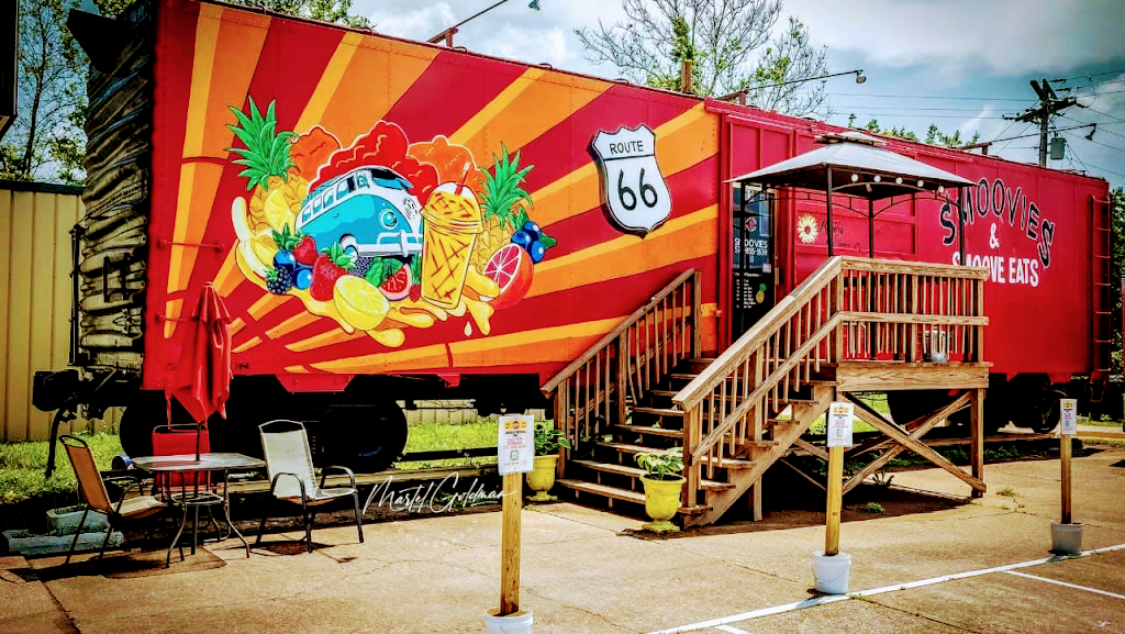 Smoovies & Smoove Eats | restaurant | 1018 Missouri Ave #12, St Robert, MO 65584, USA | 5738551639 OR +1 573-855-1639