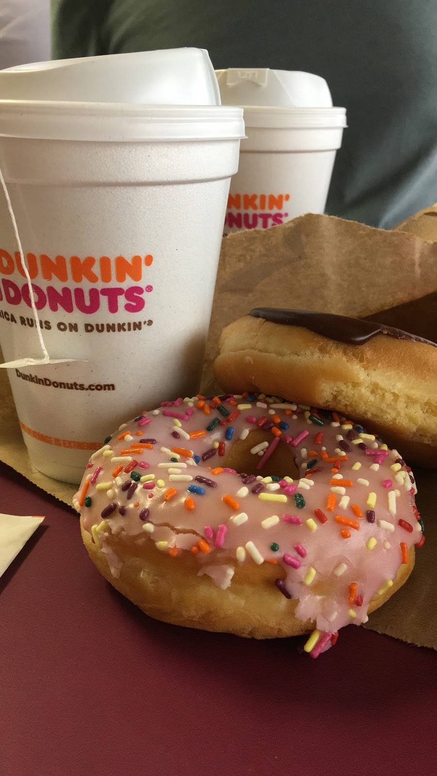 Dunkin | bakery | 3467 NE 163rd St, North Miami Beach, FL 33160, USA | 3059081391 OR +1 305-908-1391