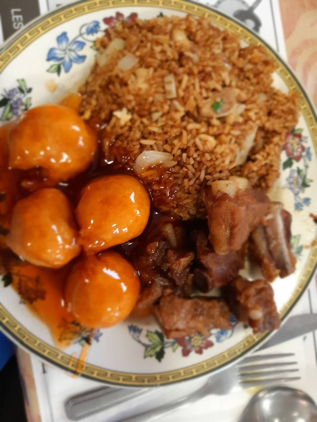 Restaurant Lee | restaurant | 96 Chemin de Montréal E, Gatineau, QC J8M 1C8, Canada | 8199862727 OR +1 819-986-2727