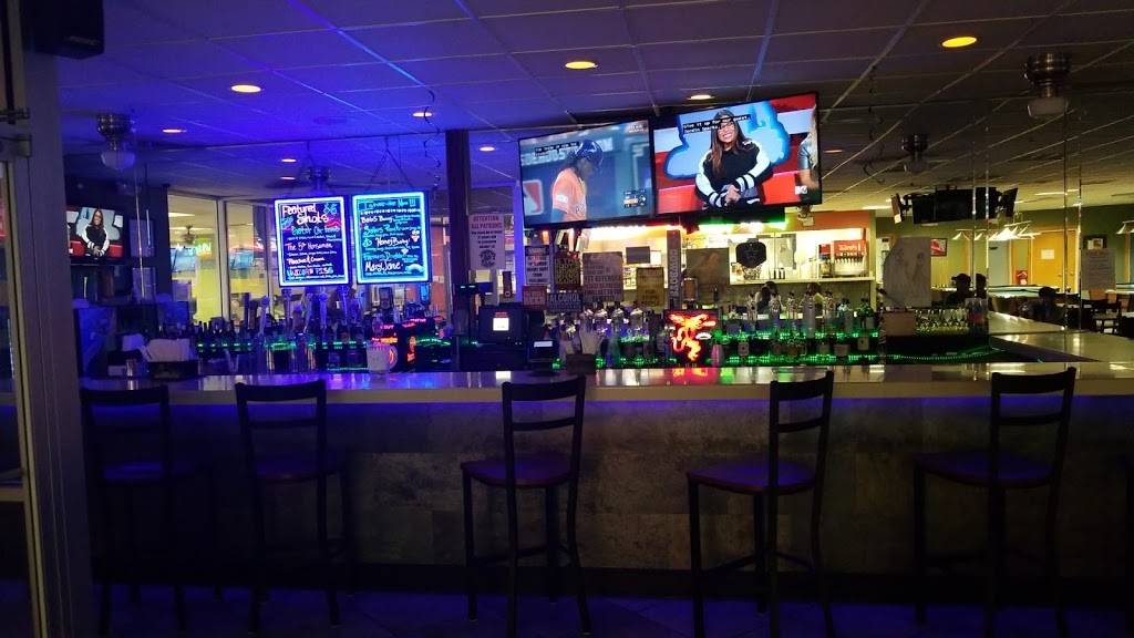 JEB Little Creek Gator Bowl | meal takeaway | 1455 Gator Blvd, Virginia Beach, VA 23455, USA | 7574627952 OR +1 757-462-7952