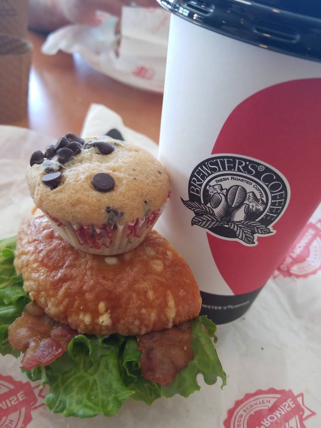 Big Apple Bagels | bakery | 26250 Crocker Blvd, Harrison Charter Township, MI 48045, USA | 5867833350 OR +1 586-783-3350