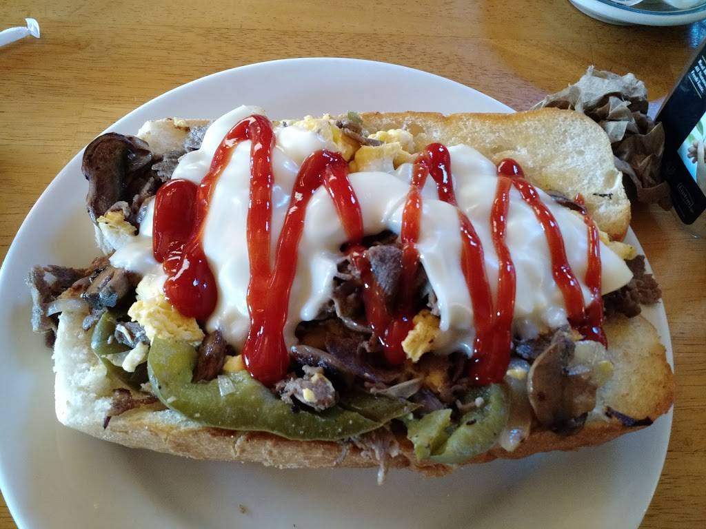 E.B. Flatts | restaurant | 245 W Main St, East Brookfield, MA 01515, USA | 5088676643 OR +1 508-867-6643