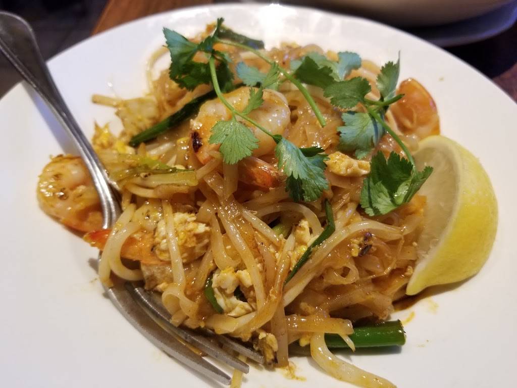 White Elephant Restaurant | restaurant | 146 Hazelwood Dr, South San Francisco, CA 94080, USA | 6508738341 OR +1 650-873-8341