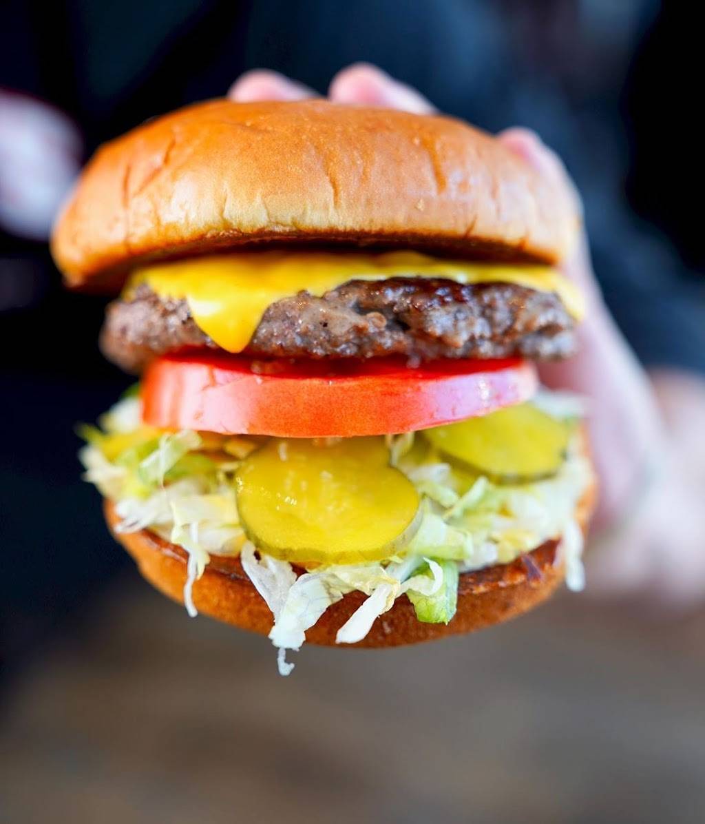 Leftys Famous Cheesesteak Hoagies | restaurant | 8716 W Grand River Ave, Brighton, MI 48116, USA | 8105884222 OR +1 810-588-4222