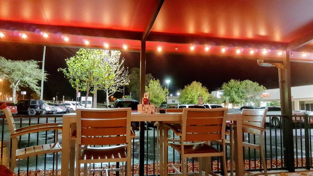 Applebees Grill + Bar | restaurant | 20090 Cortez Blvd, Brooksville, FL 34601, USA | 3527964454 OR +1 352-796-4454