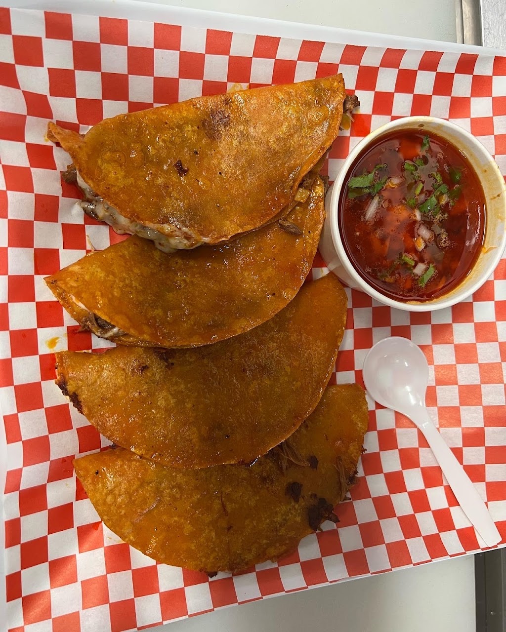 Yesenias Mexican and Seafood | restaurant | 558 Jamacha Road, El Cajon, CA 92019, USA | 6195930576 OR +1 619-593-0576