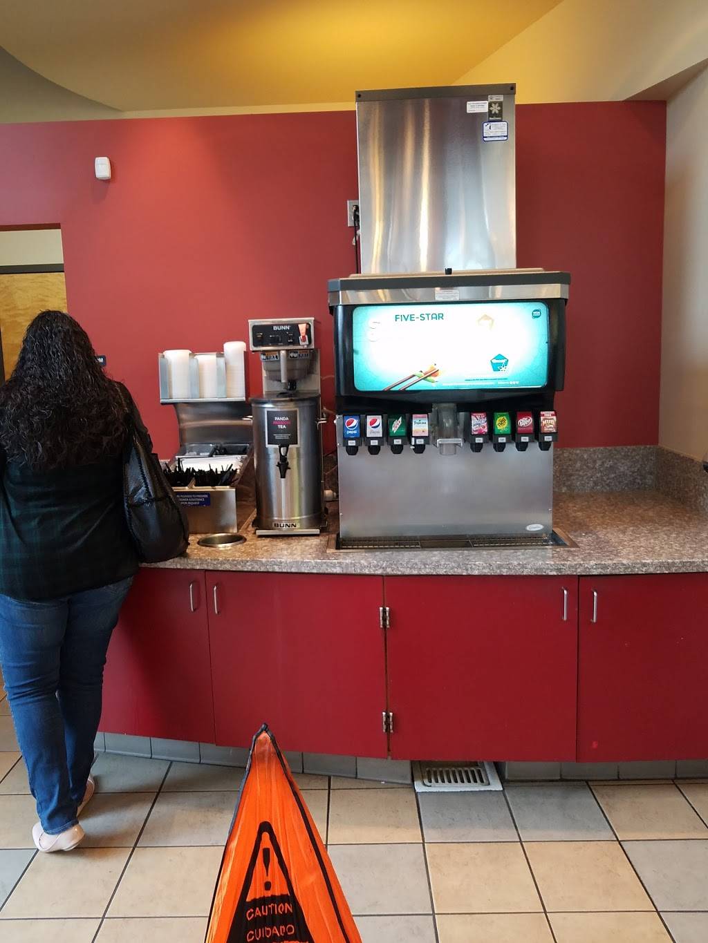 Panda Express | meal takeaway | 616 W Hammer Ln A, Stockton, CA 95207, USA | 2094750138 OR +1 209-475-0138