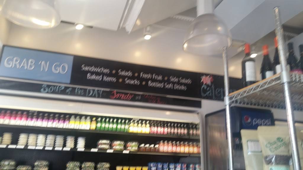 Chloes Corner | restaurant | 15215 N Kierland Blvd, Scottsdale, AZ 85254, USA | 4809980202 OR +1 480-998-0202