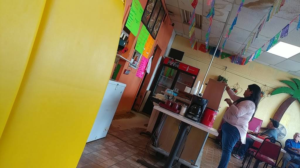 Taqueria La Palma | restaurant | 103 Belcher St, Cleveland, TX 77327, USA | 8324802517 OR +1 832-480-2517