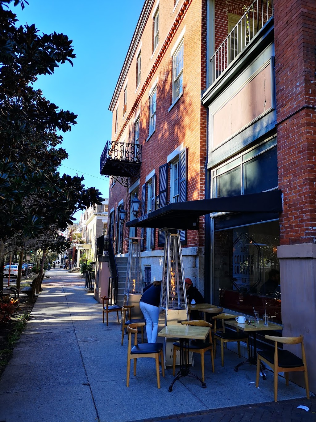 The Collins Quarter | restaurant | 151 Bull St, Savannah, GA 31401, USA | 9127774147 OR +1 912-777-4147