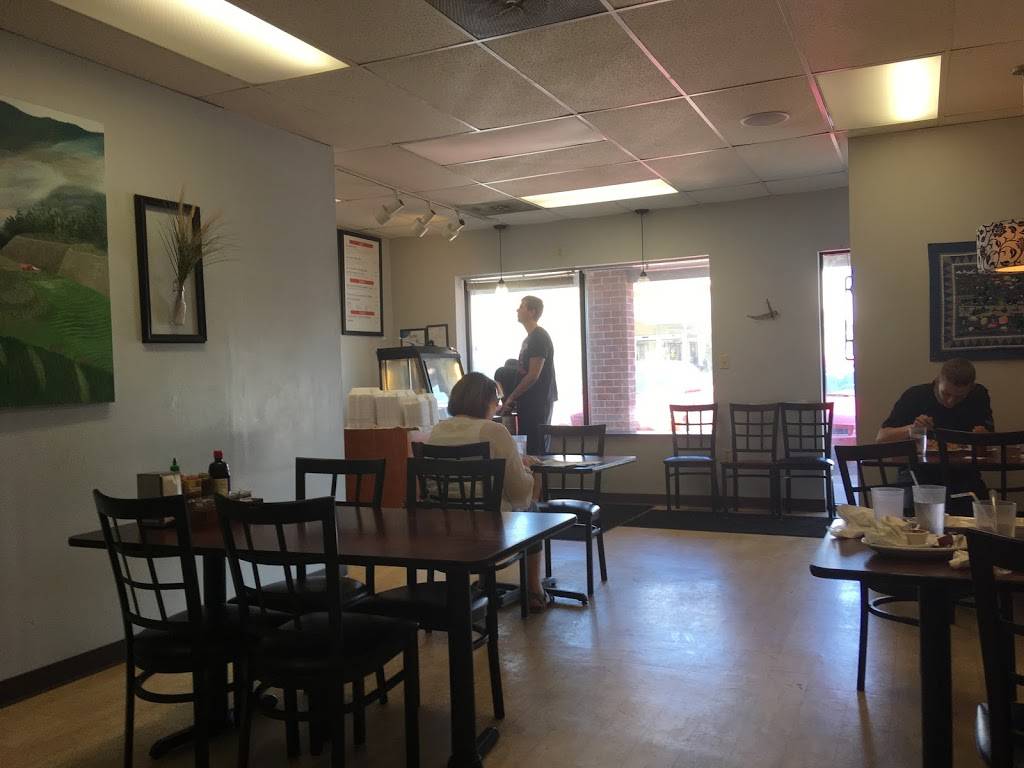 Plias Kitchen | restaurant | 1300 S Webster Ave, Green Bay, WI 54301, USA | 9204373303 OR +1 920-437-3303