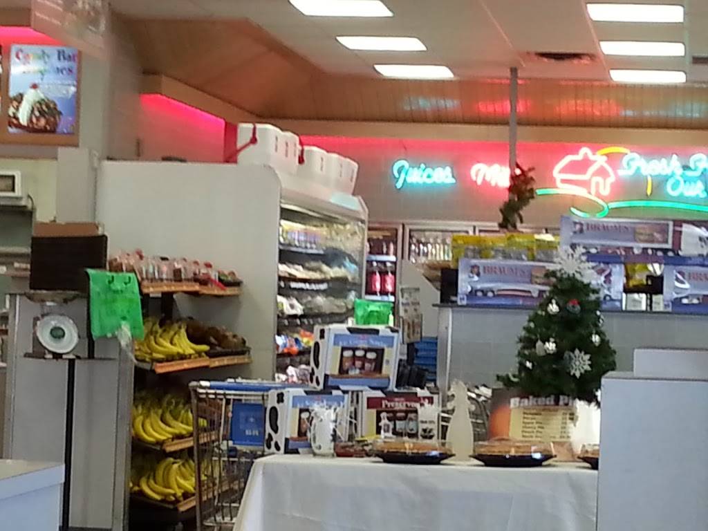 Braums Ice Cream & Burger Restaurant | restaurant | One W Main St, Yukon, OK 73099, USA | 4053543615 OR +1 405-354-3615