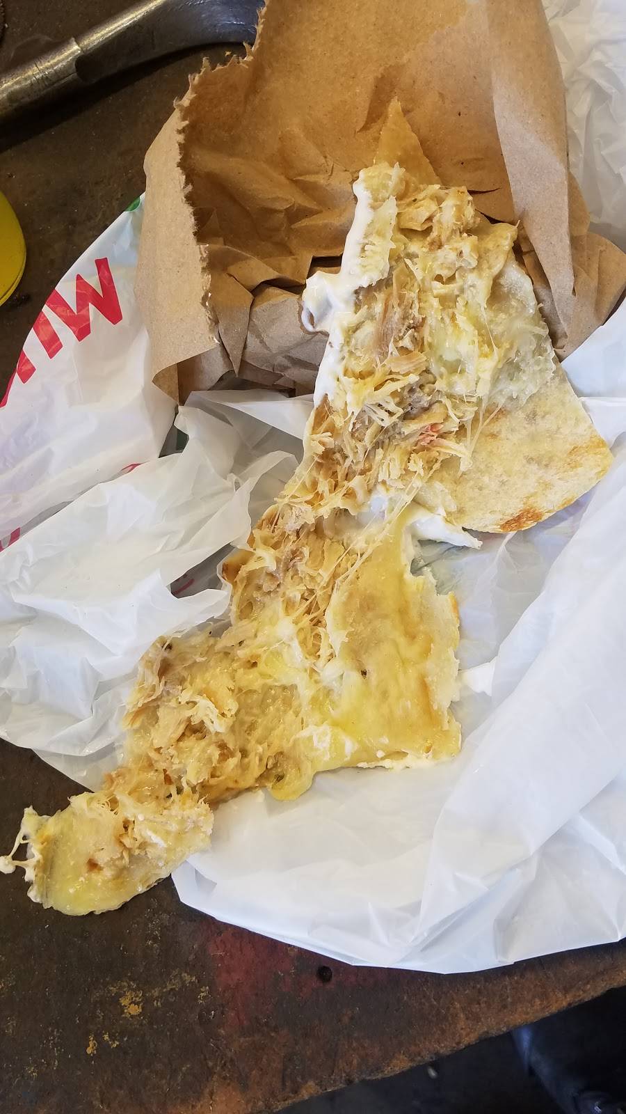 Pato Feliz Mexican Food | restaurant | 5523 SE 28th Ave, Portland, OR 97202, USA | 5037544675 OR +1 503-754-4675