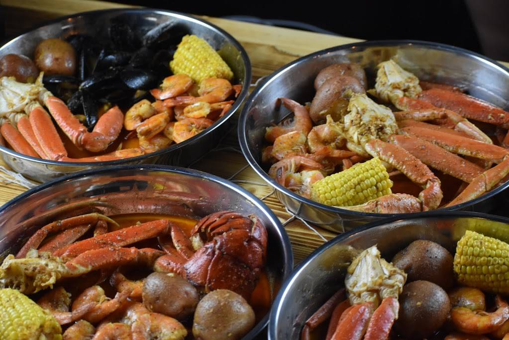 Red Crab - Juicy Seafood | restaurant | 5370 W 34th St, Houston, TX 77092, USA | 7139568888 OR +1 713-956-8888