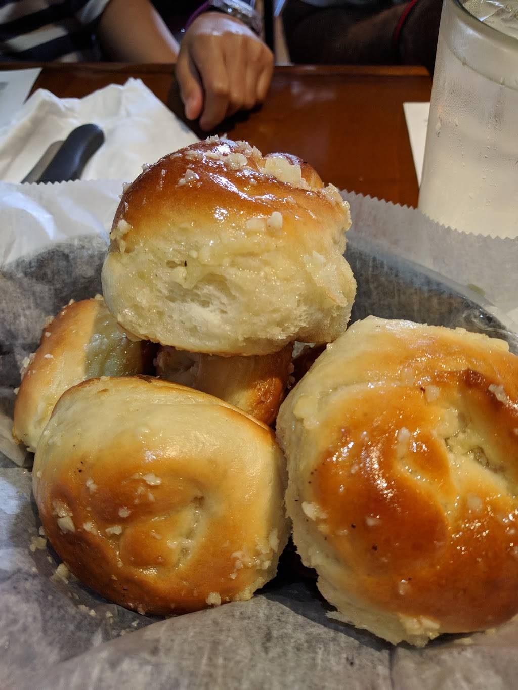 Pollo Tropical | restaurant | 16495 NW 67th Ave, Miami Lakes, FL 33014, USA | 3058213858 OR +1 305-821-3858