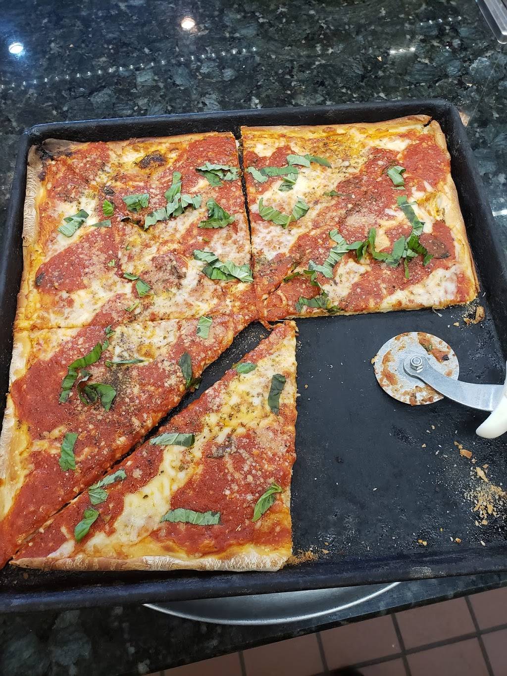 Stratos Pizza Kitchen | restaurant | 929 S High St, West Chester, PA 19382, USA | 4849998403 OR +1 484-999-8403