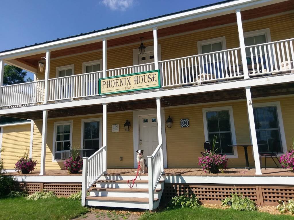 Phoenix House 1835 LLC | restaurant | 7 Potato Hill Rd, Enosburg Falls, VT 05450, USA | 8029338400 OR +1 802-933-8400