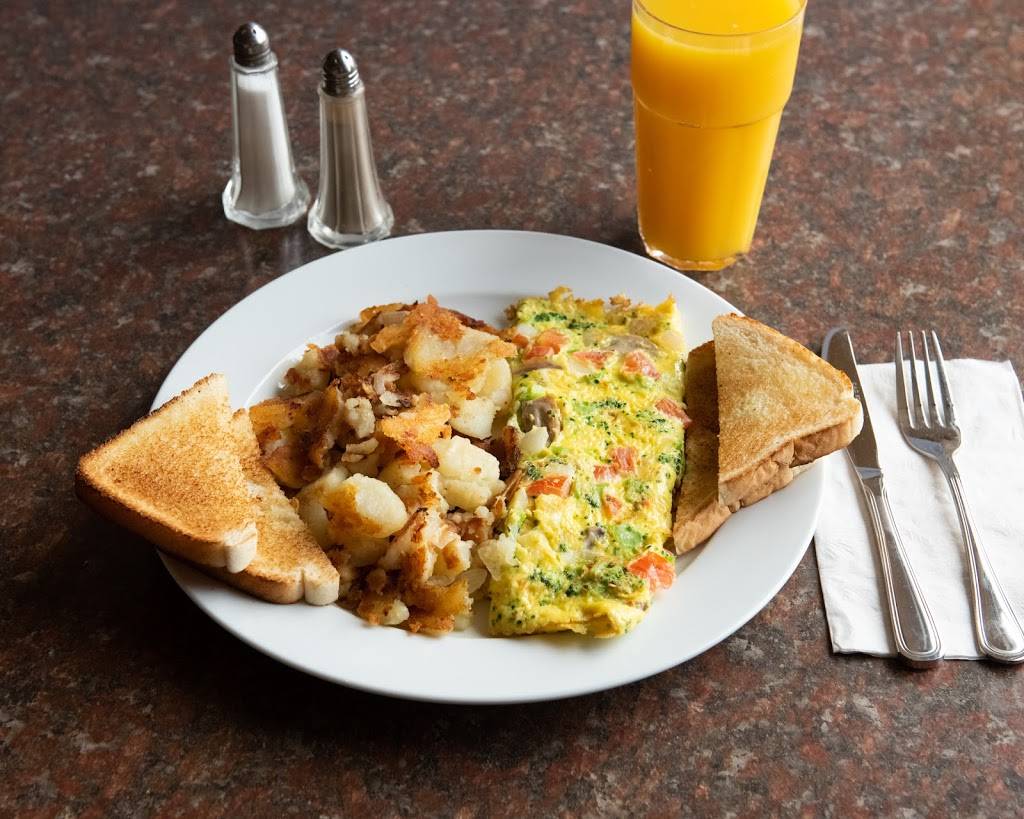 Bell City Diner | restaurant | 782 Pine St, Bristol, CT 06010, USA | 8605859393 OR +1 860-585-9393