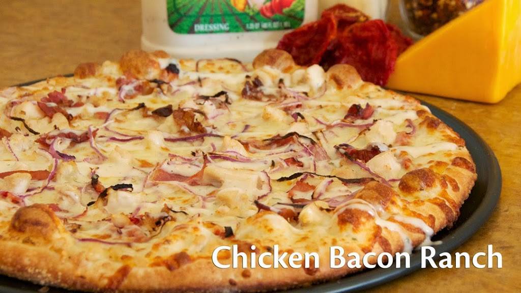 Bennollis Pizza | restaurant | 615 Main St, Delafield, WI 53018, USA | 2626461016 OR +1 262-646-1016