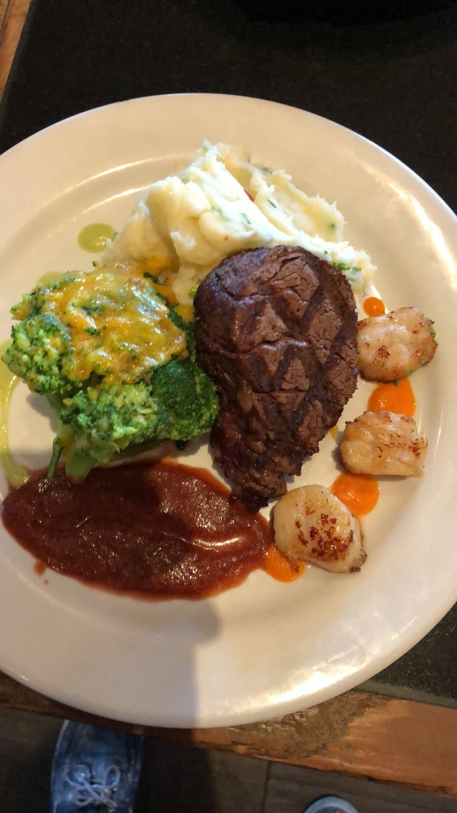 Salvatore’s On Melrose | restaurant | 7356 Melrose Ave, Los Angeles, CA 90038, USA | 3236513822 OR +1 323-651-3822