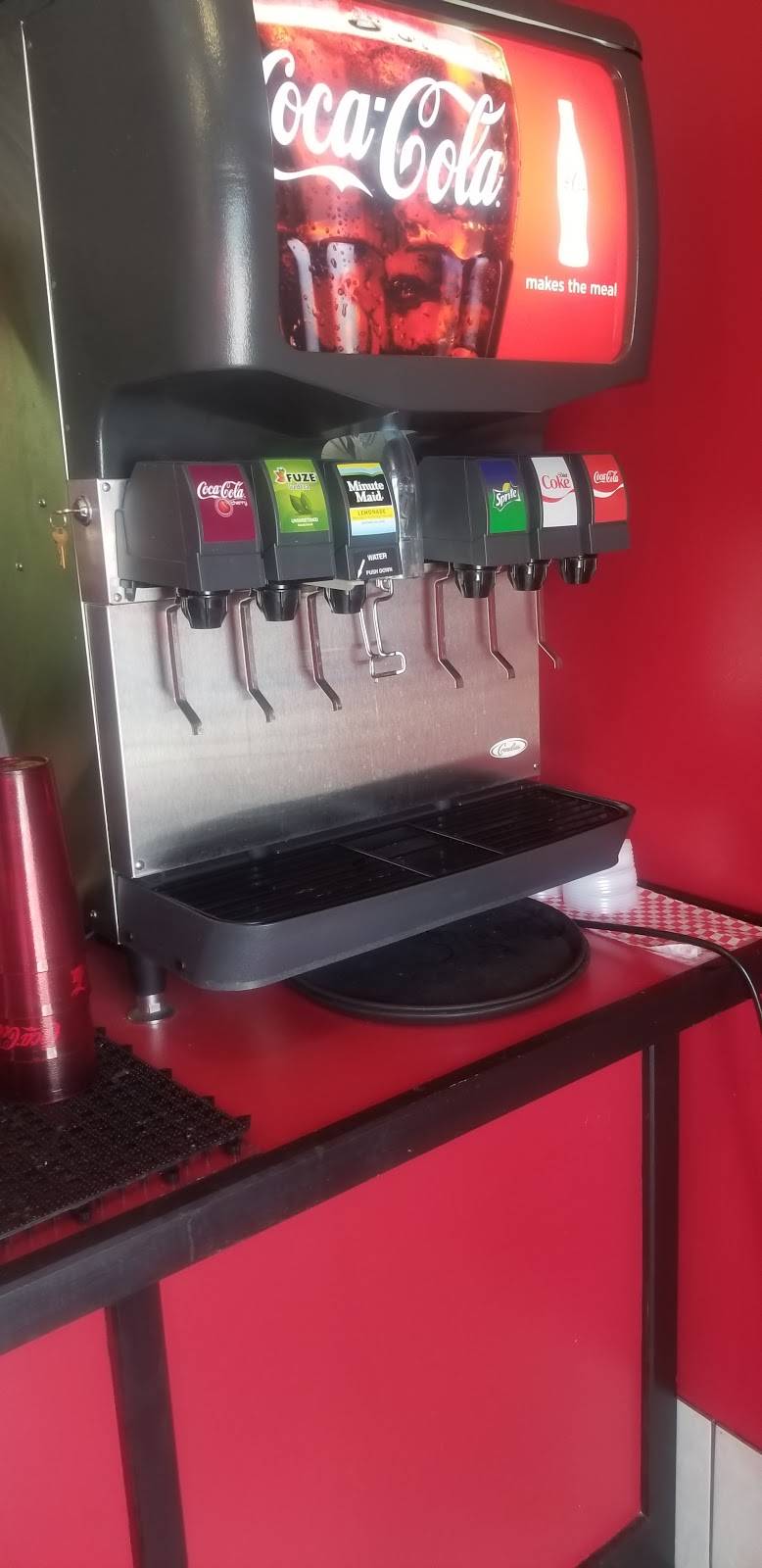 Greeks Pizzeria | restaurant | 62 E Berry St, Upland, IN 46989, USA | 7659988005 OR +1 765-998-8005