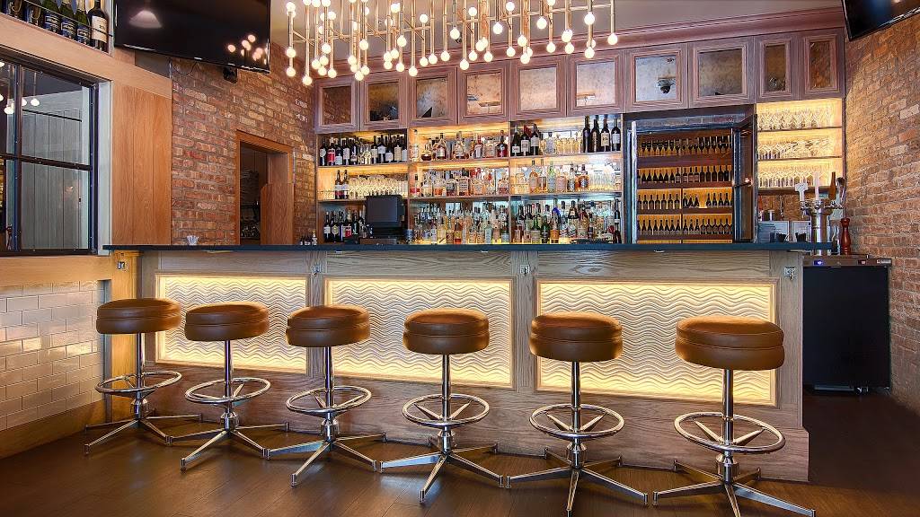 Maevery Public House | night club | 20 E Scranton Ave, Lake Bluff, IL 60044, USA | 8476043952 OR +1 847-604-3952