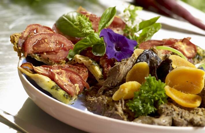 Goûter signé Carole Cadieux | restaurant | 150 Rue Saint-Jacques, Granby, QC J2G 8V6, Canada | 4503755000 OR +1 450-375-5000