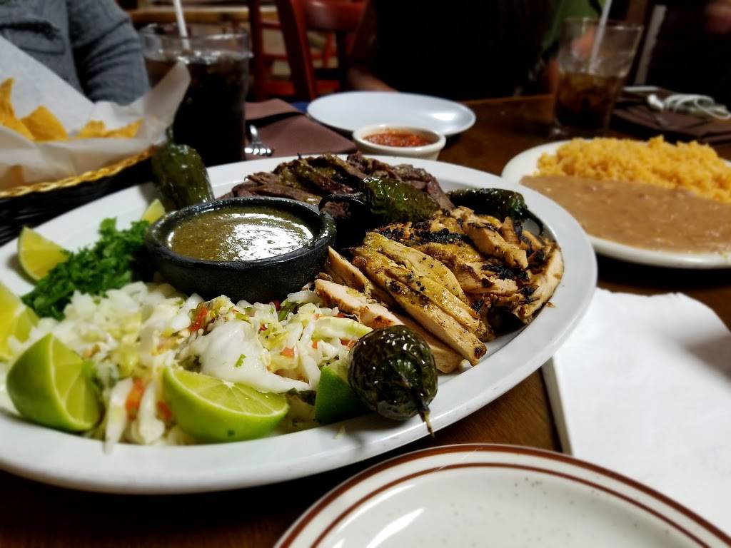 El Tarasco | Mexican Restaurant | restaurant | 114 W 7th St, Hanford, CA 93230, USA | 5595891111 OR +1 559-589-1111