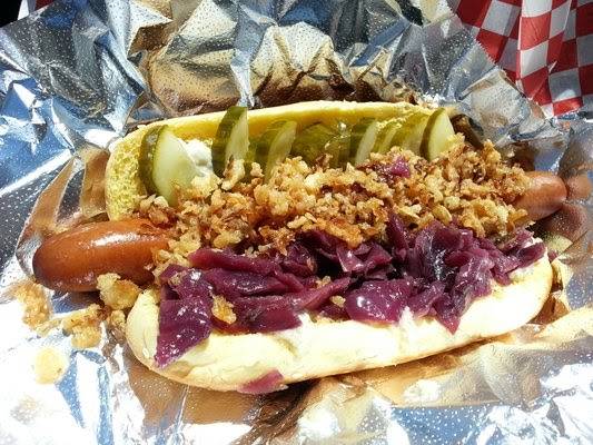 Surfer Dogs | restaurant | 16951 Pacific Coast Hwy, Huntington Beach, CA 92649, USA | 5623033219 OR +1 562-303-3219