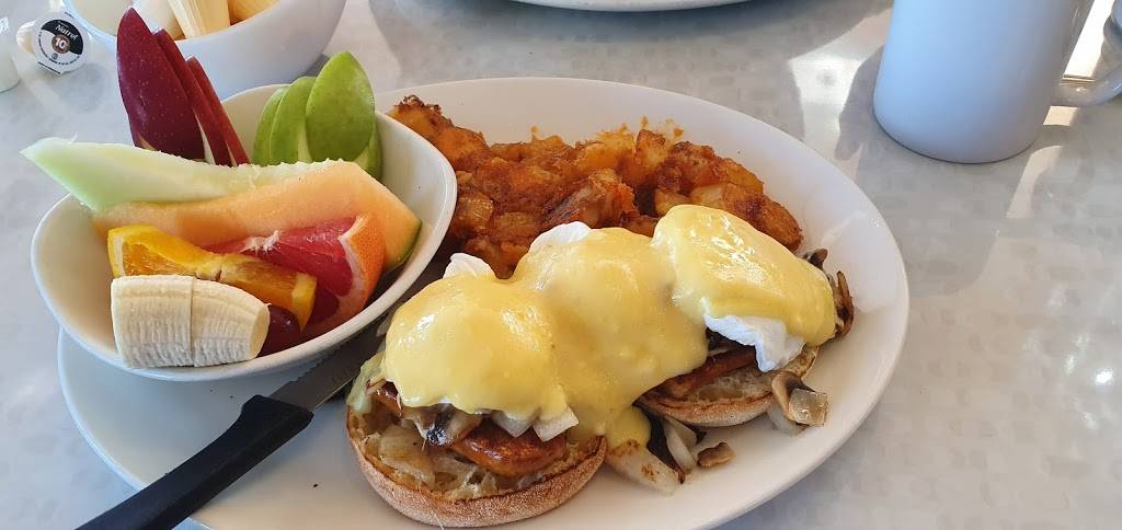 Egglicious Cafe & Grill | restaurant | 430 Kipling Ave, Etobicoke, ON M8Z 5C8, Canada | 4162592224 OR +1 416-259-2224