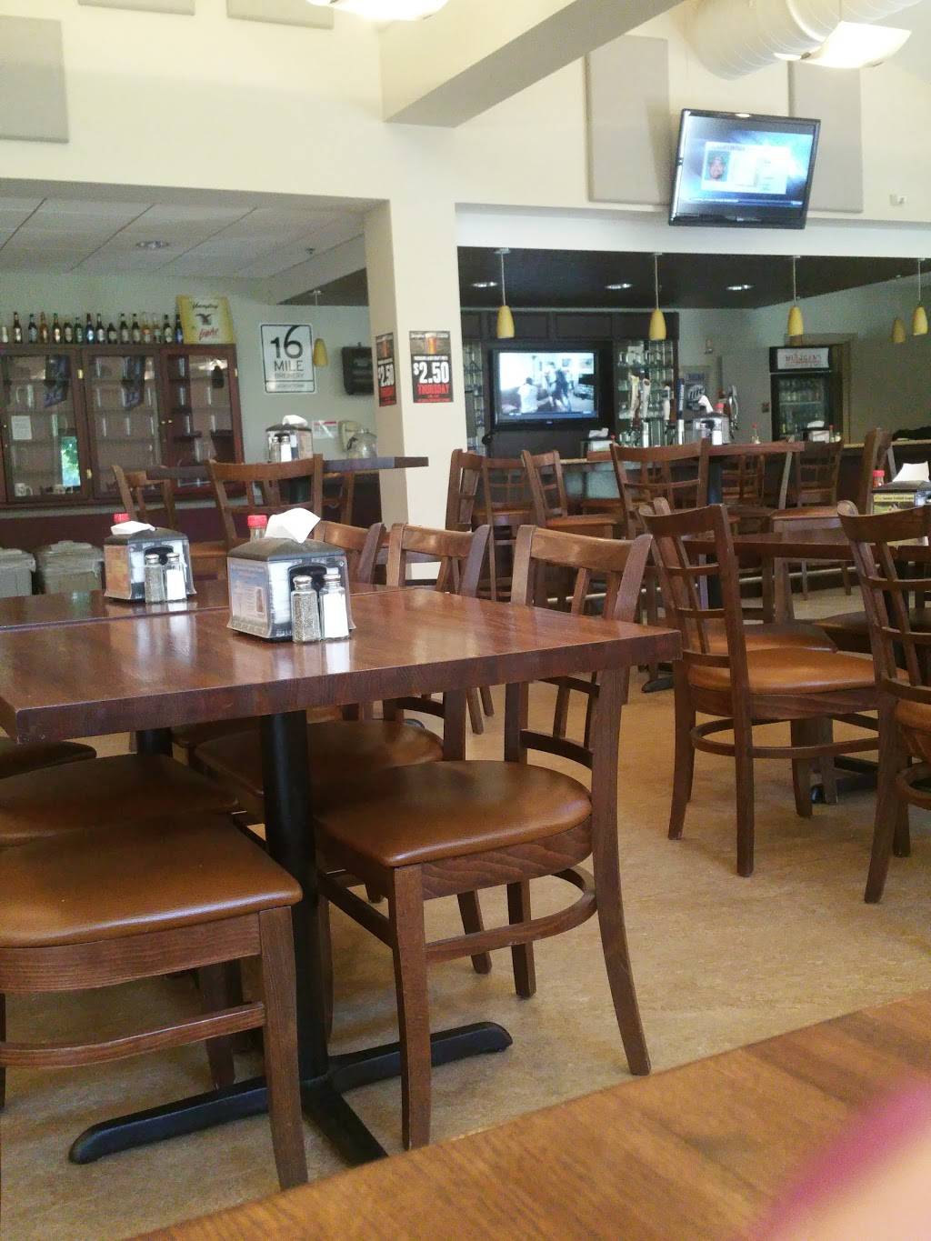 Mulligans Sports Bar and Grille | restaurant | 829 Green Way, Dover, DE 19901, USA | 3026776038 OR +1 302-677-6038