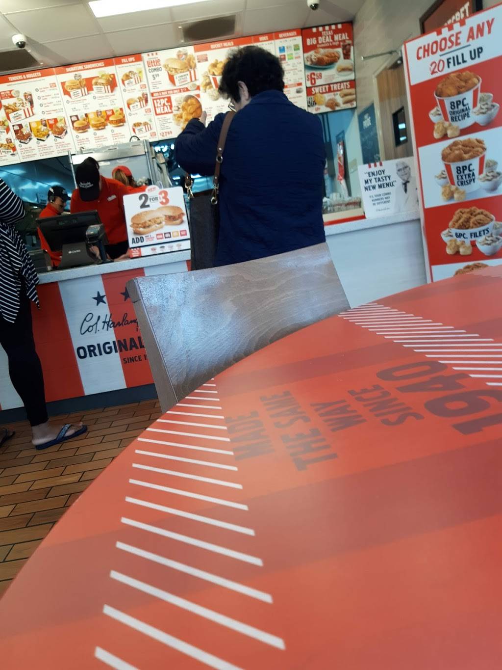 KFC | restaurant | 411 S Jackson St, Jacksonville, TX 75766, USA | 9035861341 OR +1 903-586-1341