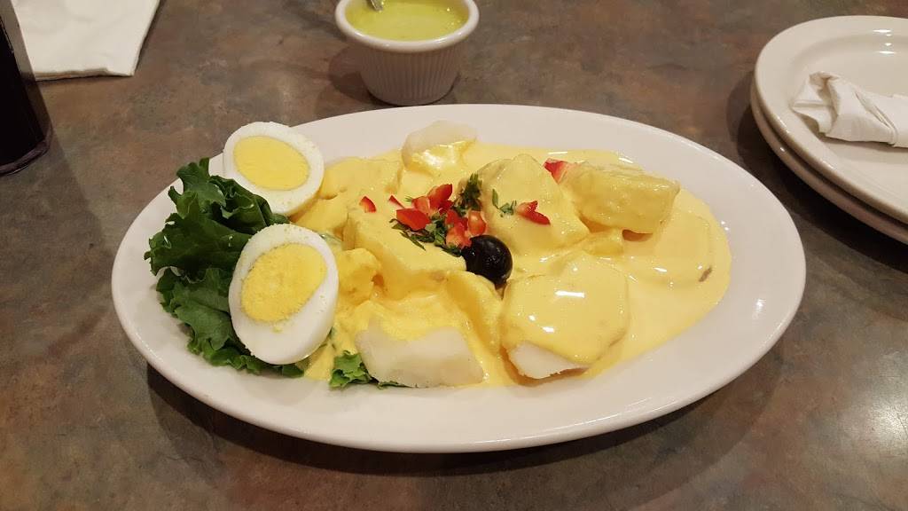 Pollos El Chevere | restaurant | 228 Washington Pl, Passaic, NJ 07055, USA | 9732496330 OR +1 973-249-6330