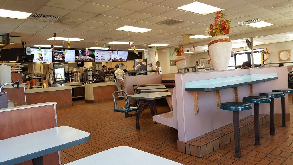 McDonalds | cafe | 5900 Beach Blvd, Buena Park, CA 90621, USA | 7145233542 OR +1 714-523-3542