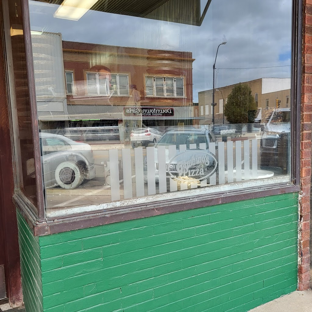 Gambinos Pizza | meal delivery | 130 W 6th St, Concordia, KS 66901, USA | 7852434600 OR +1 785-243-4600