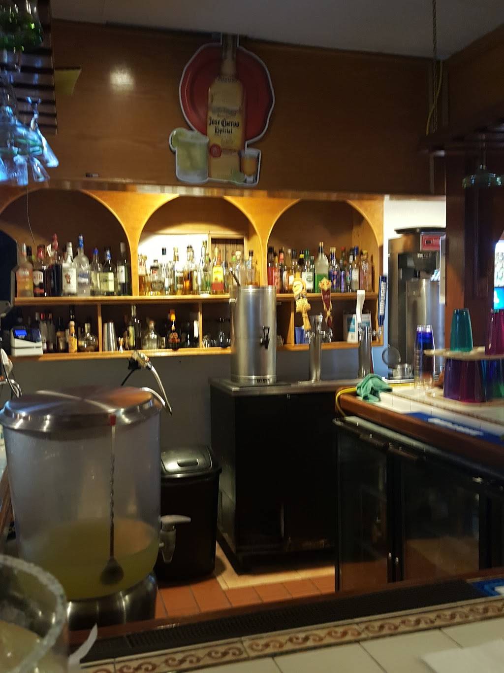 Nueva Villa | restaurant | 403 S 5th St, Hartsville, SC 29550, USA | 8433329255 OR +1 843-332-9255