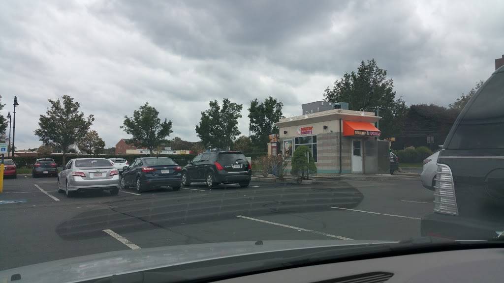 Dunkin | bakery | 100 Granite St, Quincy, MA 02169, USA | 6173286045 OR +1 617-328-6045