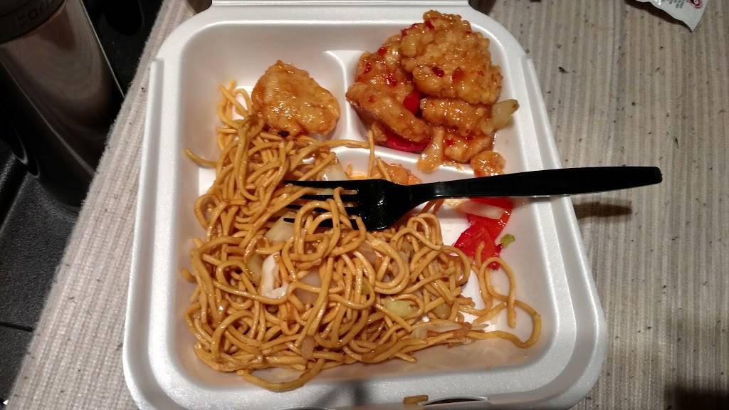 Panda Express | meal takeaway | 110 Kirk Rd, St. Charles, IL 60175, USA | 6305871633 OR +1 630-587-1633