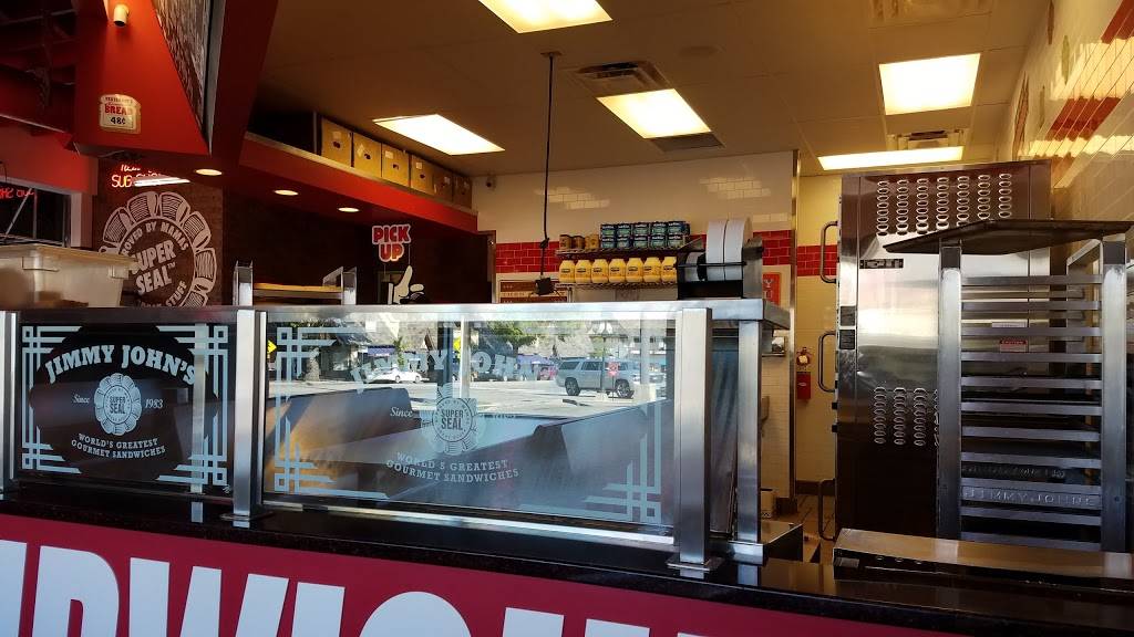 Jimmy Johns | meal delivery | 17 W 63rd St, Kansas City, MO 64113, USA | 8166128720 OR +1 816-612-8720